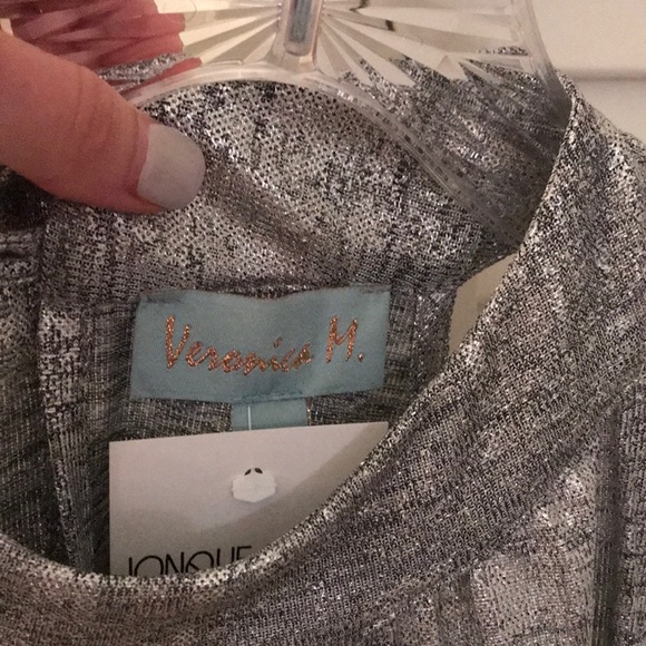 silver dress - Picture 4 of 4